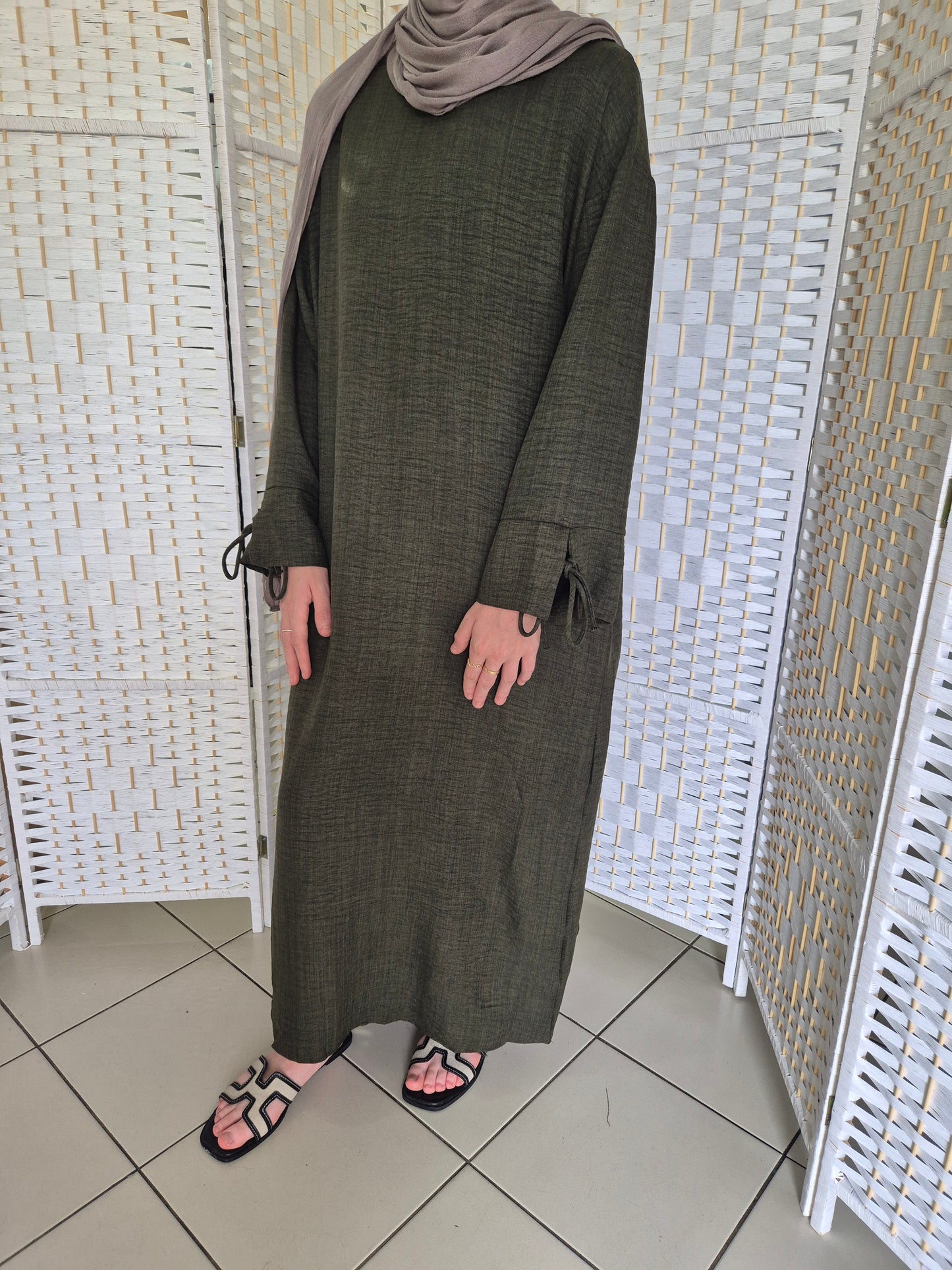 Loriya Abaya